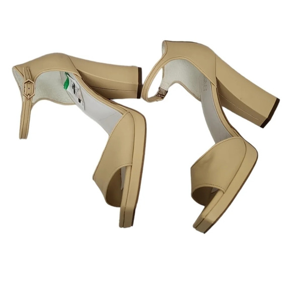 Franco Sarto Dima Sandals Beige Leather - Picture 3 of 5